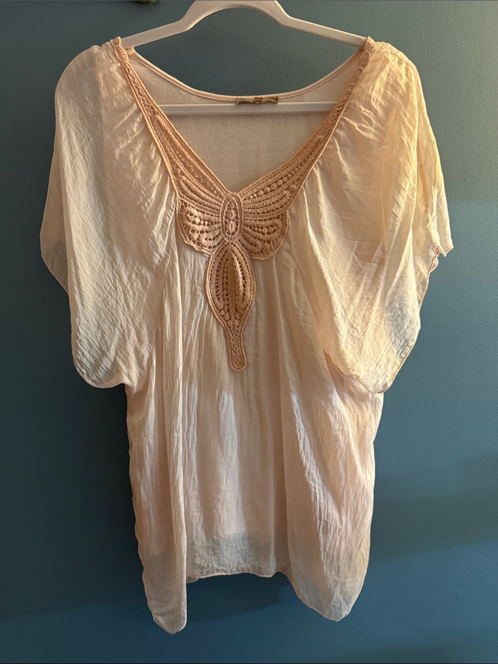 Carla Conte Italian Silk Pale Pink Butterfly Embroidered Blouse Bat Wings medium